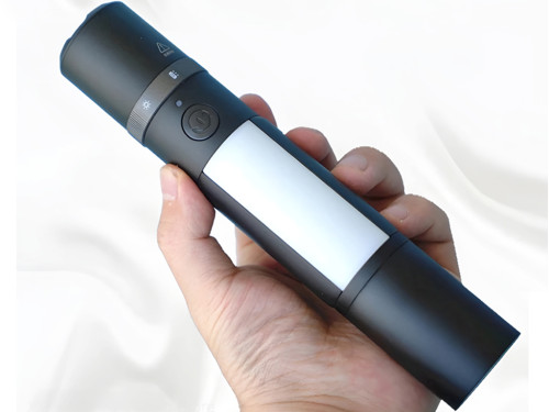 xiaomi-multi-function-flashlight-01.jpg